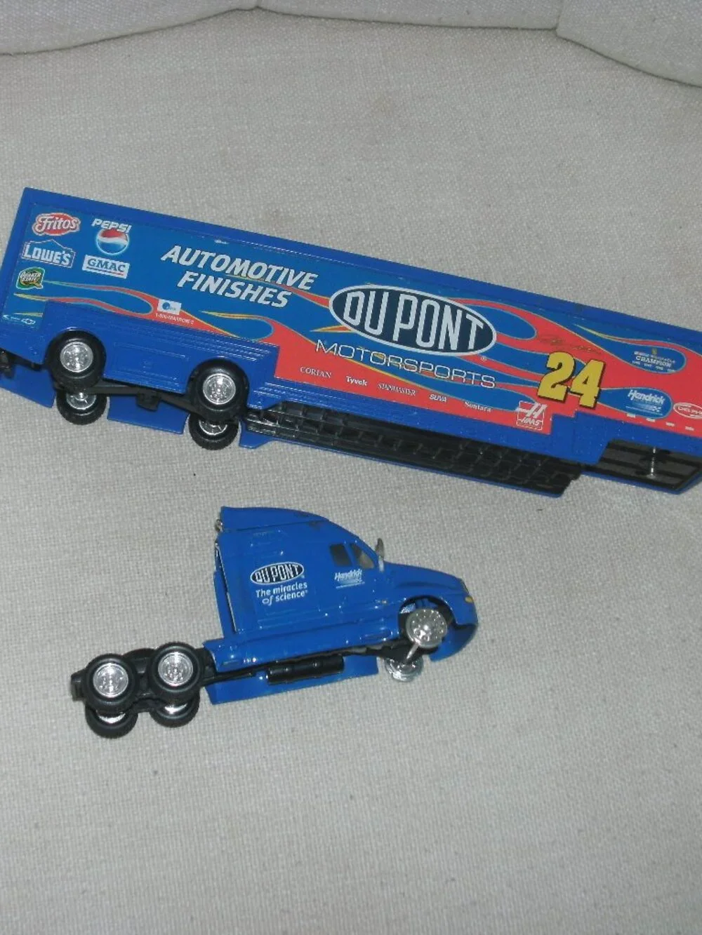 Jeff Gordon 24 DuPont Hendrick Motorsports Racing Hauler Blue Semi Truck 13